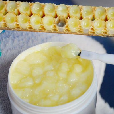 1.2%-2.0% Fresh Royal Jelly Food Grade Health Supplement High Quality Light Yellow Fresh Royal Jelly